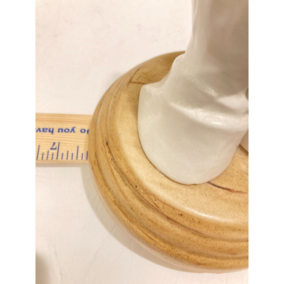 Porcelain Praying Hands Figurine Statue No Damage - Picture 7 of 8